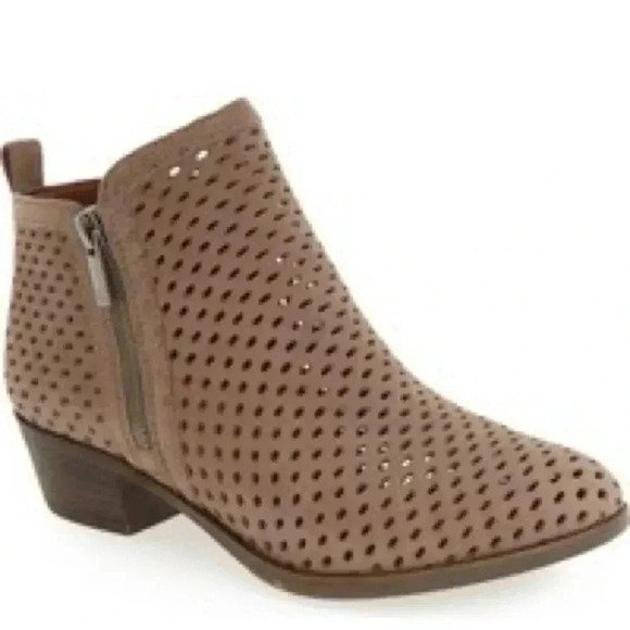 [US9.5]Lucky Brand  Basel Ankle Boots - Picture 1 of 10